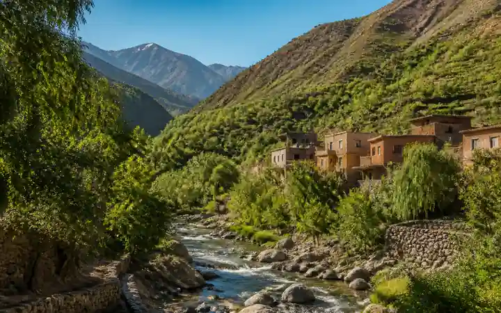 Vallée verdoyante de l'Ourika au pied de l'Atlas